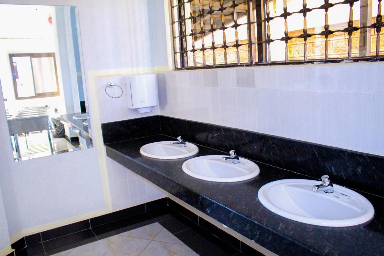 Prinias Hotel Kisumu Exteriér fotografie